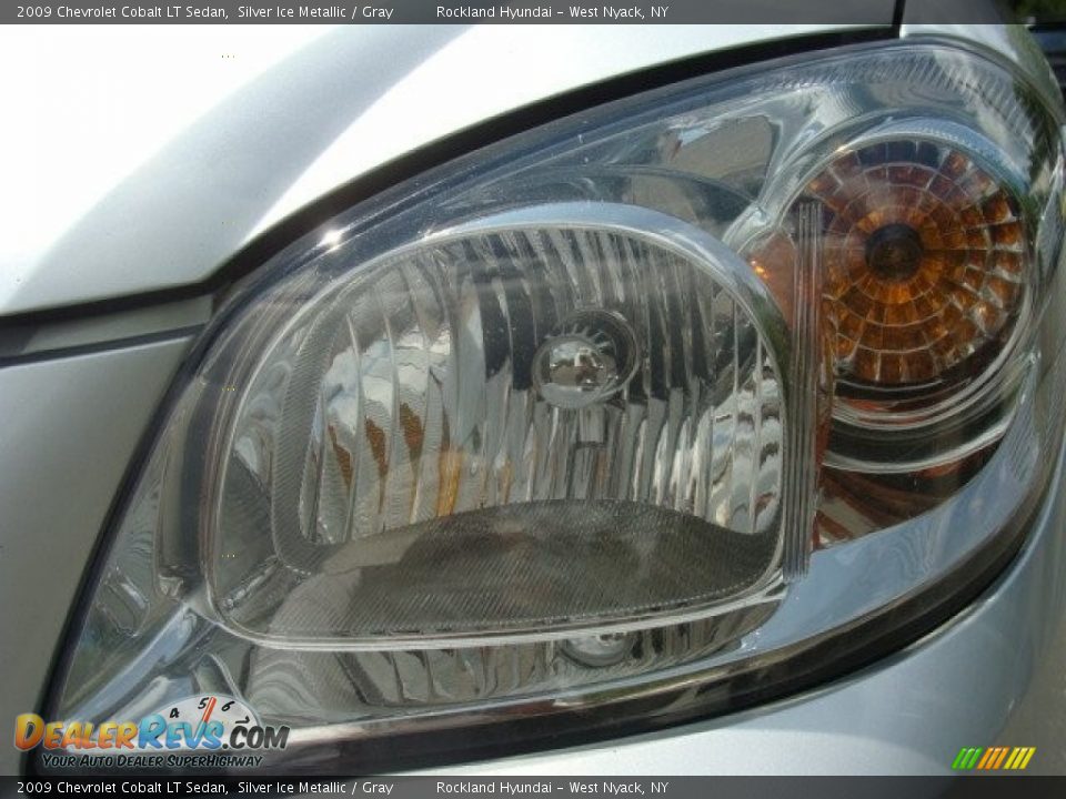 2009 Chevrolet Cobalt LT Sedan Silver Ice Metallic / Gray Photo #28