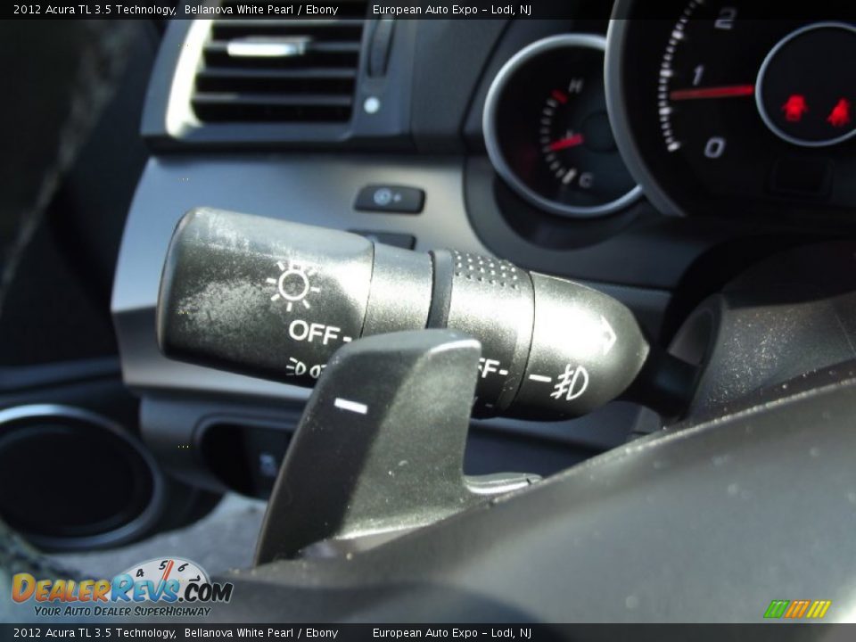 2012 Acura TL 3.5 Technology Bellanova White Pearl / Ebony Photo #26