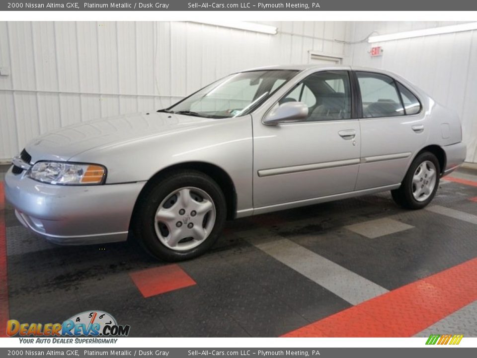 2000 Nissan Altima GXE Platinum Metallic / Dusk Gray Photo #2