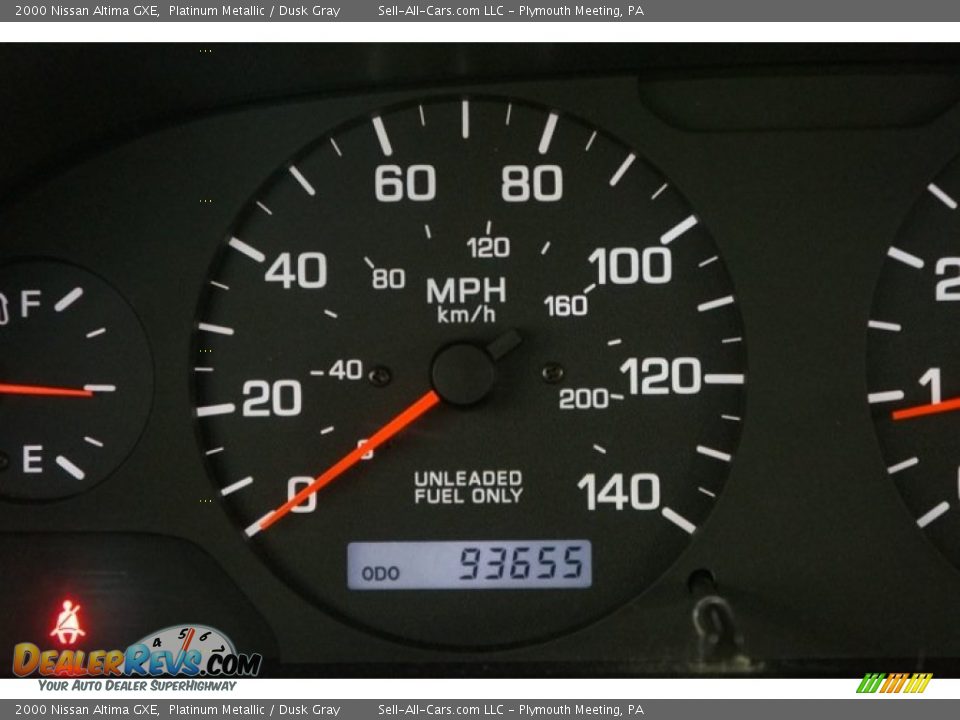 2000 Nissan Altima GXE Platinum Metallic / Dusk Gray Photo #26