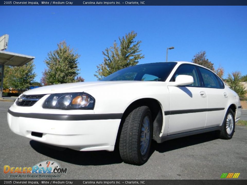 2005 Chevrolet Impala White / Medium Gray Photo #6