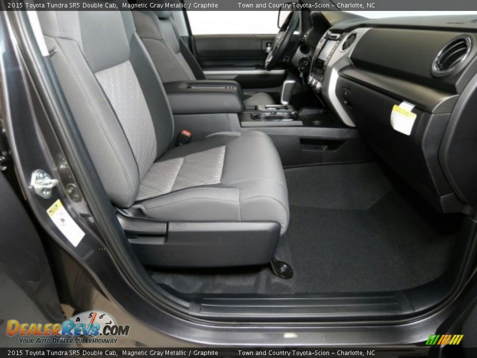 Front Seat of 2015 Toyota Tundra SR5 Double Cab Photo #9