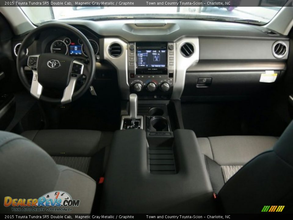 Dashboard of 2015 Toyota Tundra SR5 Double Cab Photo #11