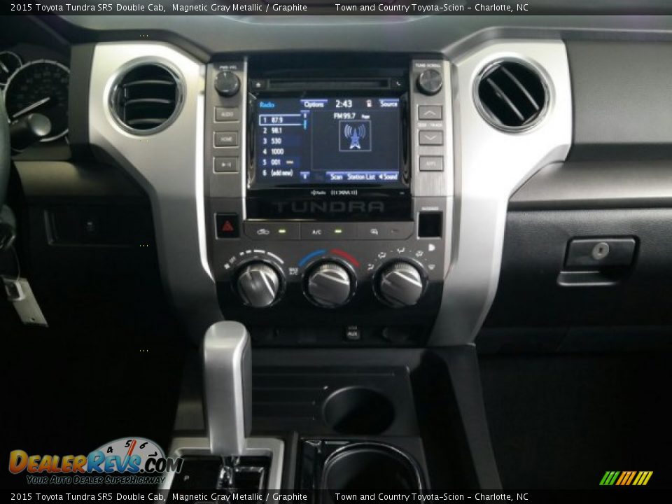 Controls of 2015 Toyota Tundra SR5 Double Cab Photo #13