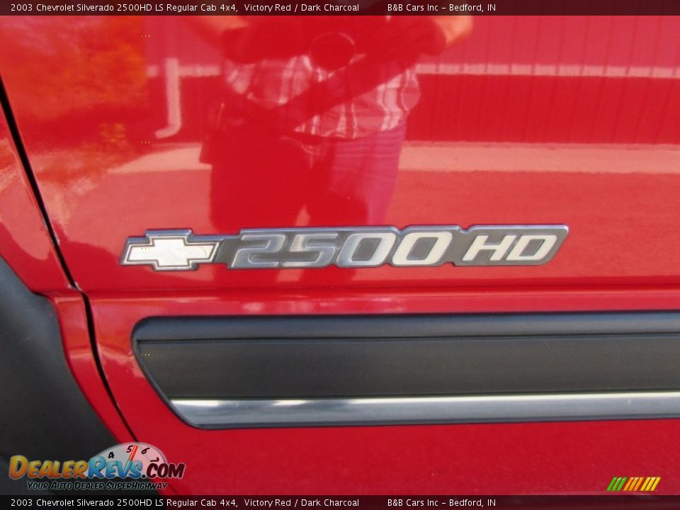2003 Chevrolet Silverado 2500HD LS Regular Cab 4x4 Victory Red / Dark Charcoal Photo #10