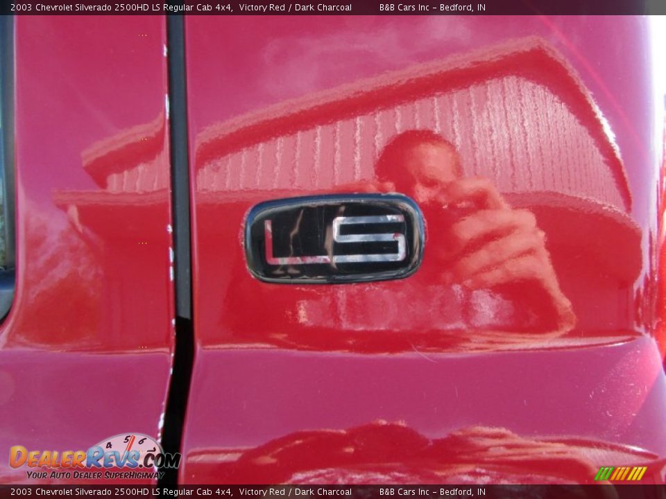 2003 Chevrolet Silverado 2500HD LS Regular Cab 4x4 Victory Red / Dark Charcoal Photo #12