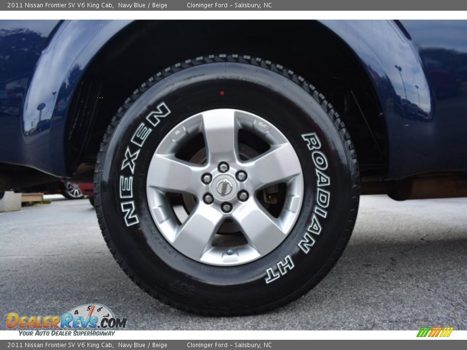 2011 Nissan Frontier SV V6 King Cab Navy Blue / Beige Photo #13