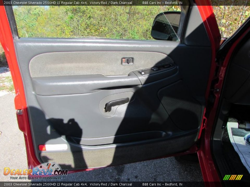 2003 Chevrolet Silverado 2500HD LS Regular Cab 4x4 Victory Red / Dark Charcoal Photo #21