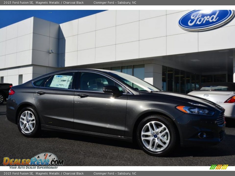 2015 Ford Fusion SE Magnetic Metallic / Charcoal Black Photo #1