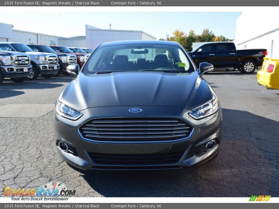2015 Ford Fusion SE Magnetic Metallic / Charcoal Black Photo #4