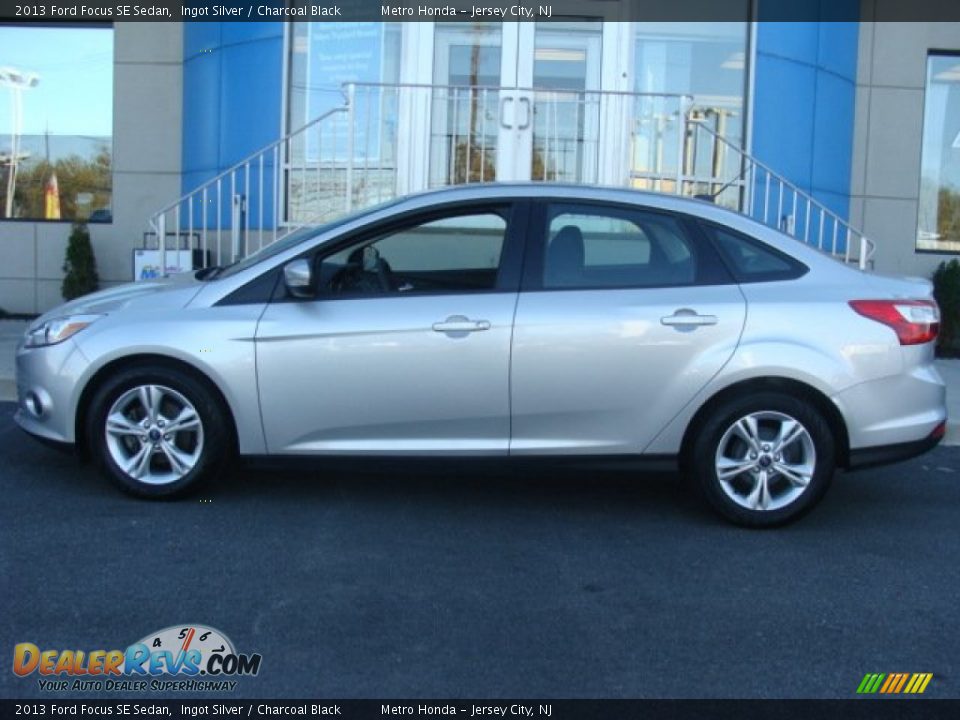 2013 Ford Focus SE Sedan Ingot Silver / Charcoal Black Photo #3