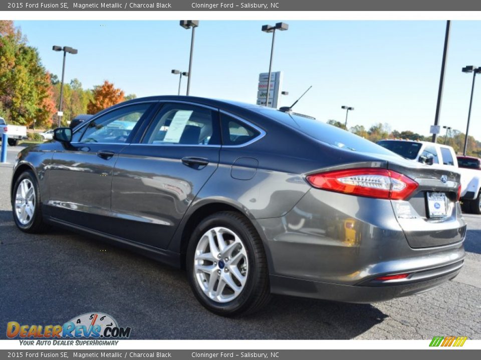 2015 Ford Fusion SE Magnetic Metallic / Charcoal Black Photo #25