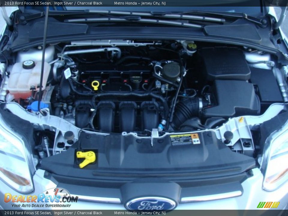 2013 Ford Focus SE Sedan Ingot Silver / Charcoal Black Photo #26