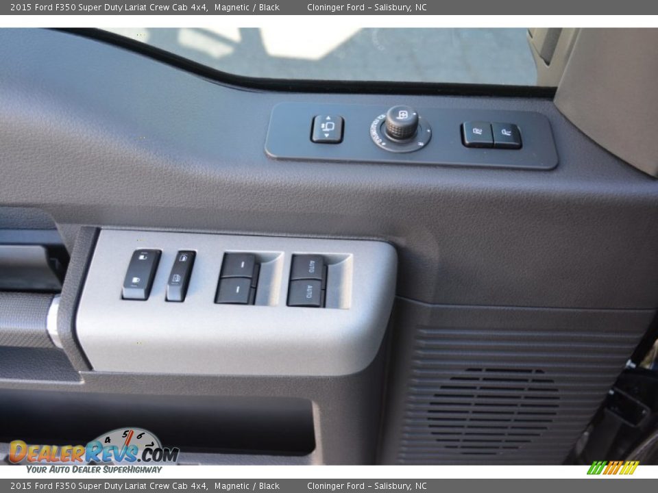 2015 Ford F350 Super Duty Lariat Crew Cab 4x4 Magnetic / Black Photo #5