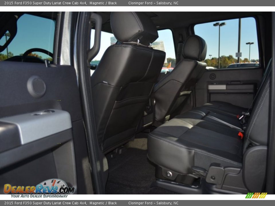 2015 Ford F350 Super Duty Lariat Crew Cab 4x4 Magnetic / Black Photo #8