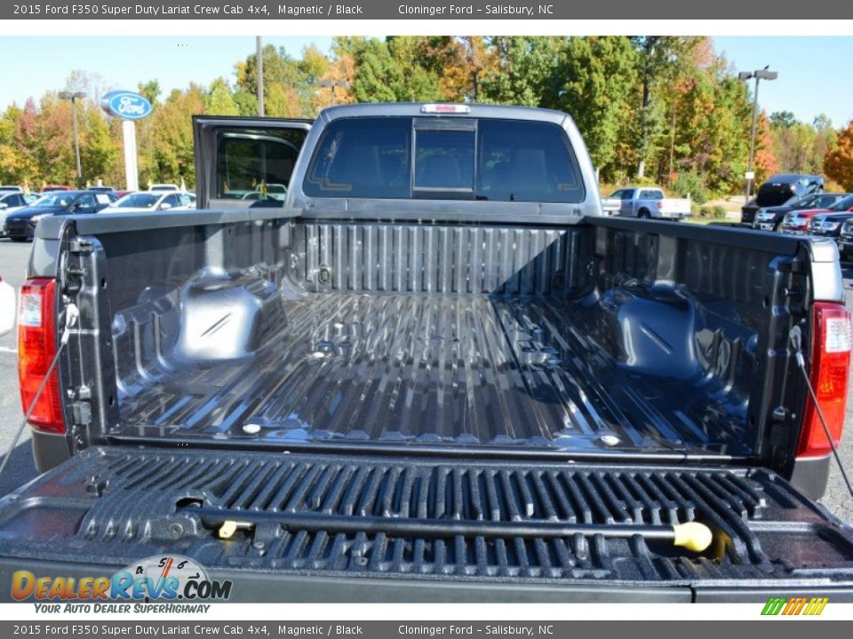 2015 Ford F350 Super Duty Lariat Crew Cab 4x4 Magnetic / Black Photo #9