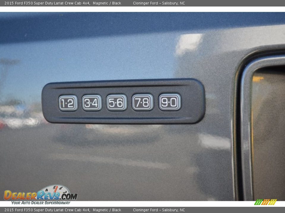 2015 Ford F350 Super Duty Lariat Crew Cab 4x4 Magnetic / Black Photo #13