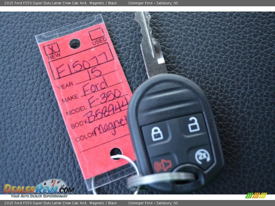 2015 Ford F350 Super Duty Lariat Crew Cab 4x4 Magnetic / Black Photo #27