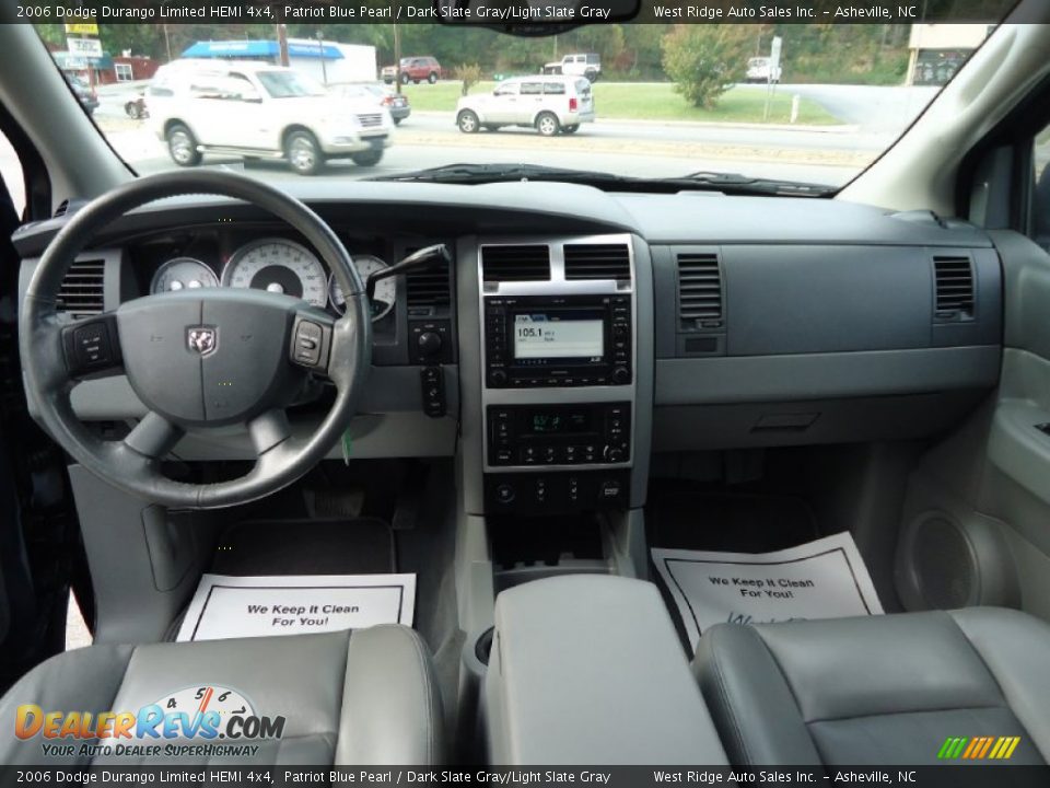 2006 Dodge Durango Limited HEMI 4x4 Patriot Blue Pearl / Dark Slate Gray/Light Slate Gray Photo #16
