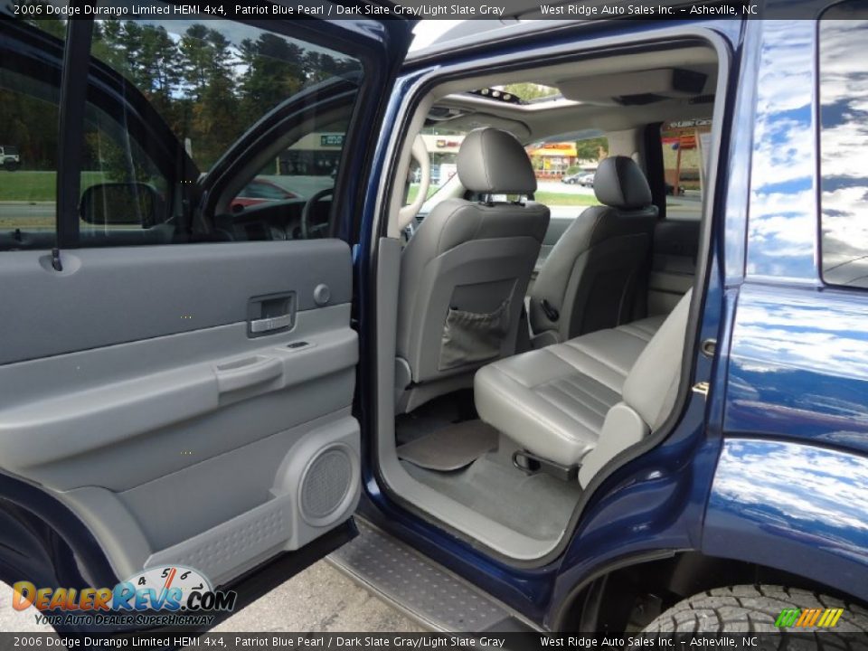 2006 Dodge Durango Limited HEMI 4x4 Patriot Blue Pearl / Dark Slate Gray/Light Slate Gray Photo #18