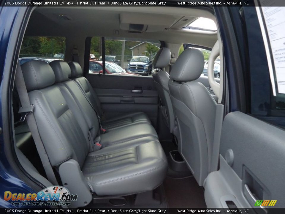 2006 Dodge Durango Limited HEMI 4x4 Patriot Blue Pearl / Dark Slate Gray/Light Slate Gray Photo #28