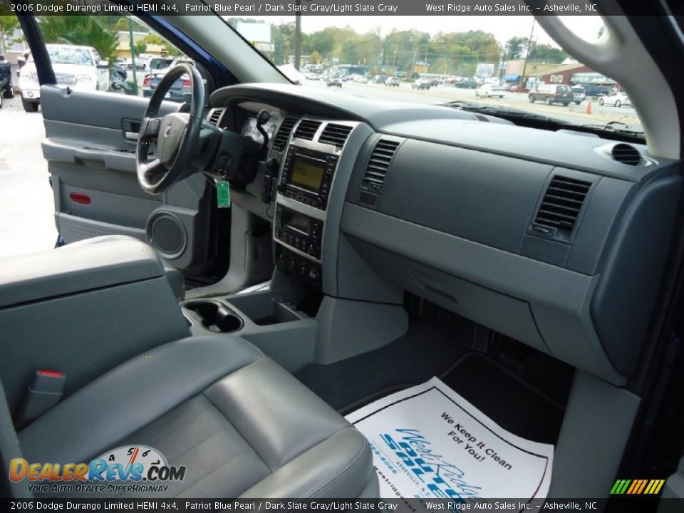 2006 Dodge Durango Limited HEMI 4x4 Patriot Blue Pearl / Dark Slate Gray/Light Slate Gray Photo #32