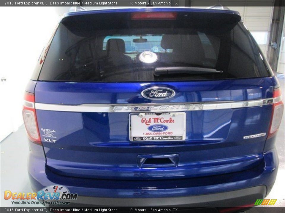 2015 Ford Explorer XLT Deep Impact Blue / Medium Light Stone Photo #5