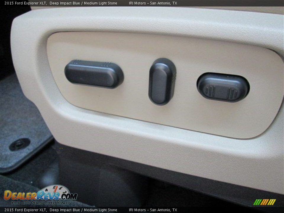 2015 Ford Explorer XLT Deep Impact Blue / Medium Light Stone Photo #16