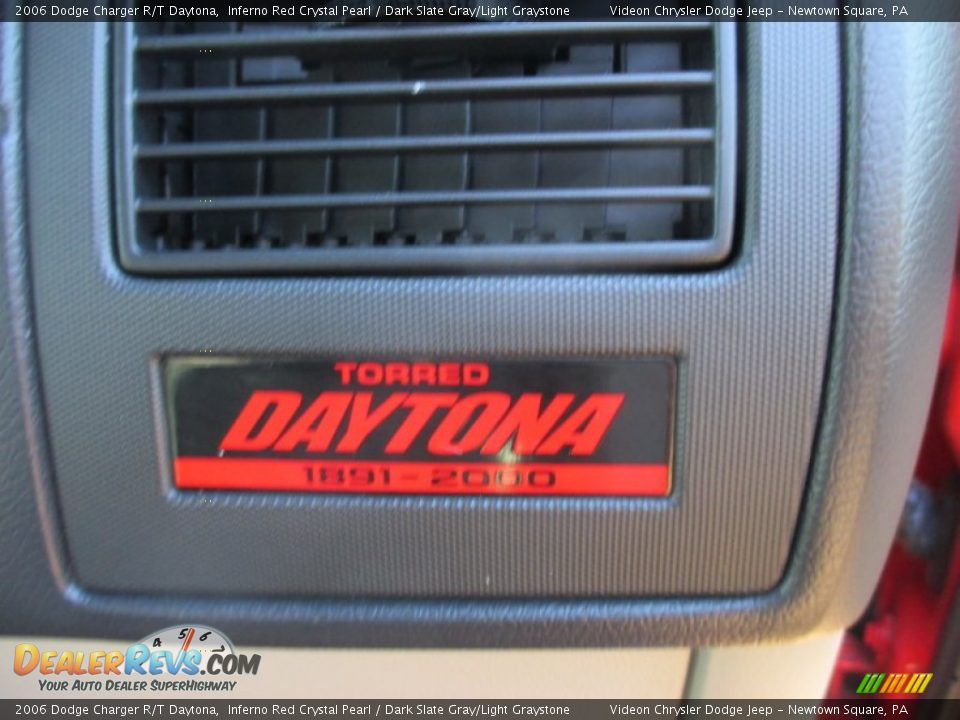2006 Dodge Charger R/T Daytona Inferno Red Crystal Pearl / Dark Slate Gray/Light Graystone Photo #17