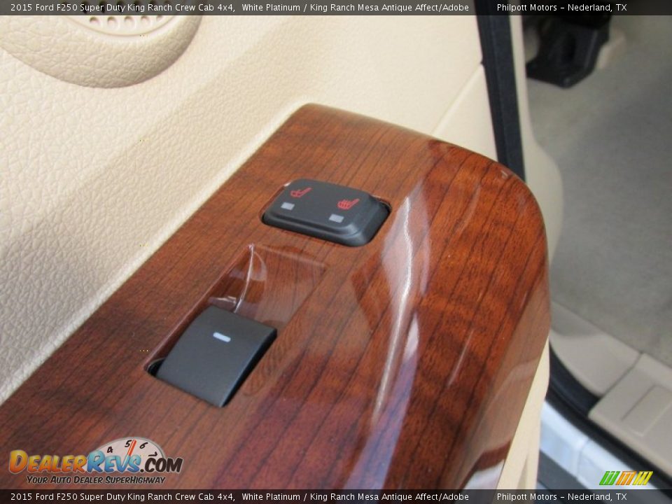 2015 Ford F250 Super Duty King Ranch Crew Cab 4x4 White Platinum / King Ranch Mesa Antique Affect/Adobe Photo #23