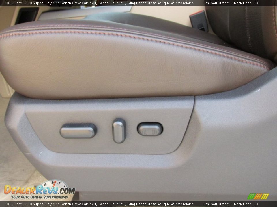 2015 Ford F250 Super Duty King Ranch Crew Cab 4x4 White Platinum / King Ranch Mesa Antique Affect/Adobe Photo #29