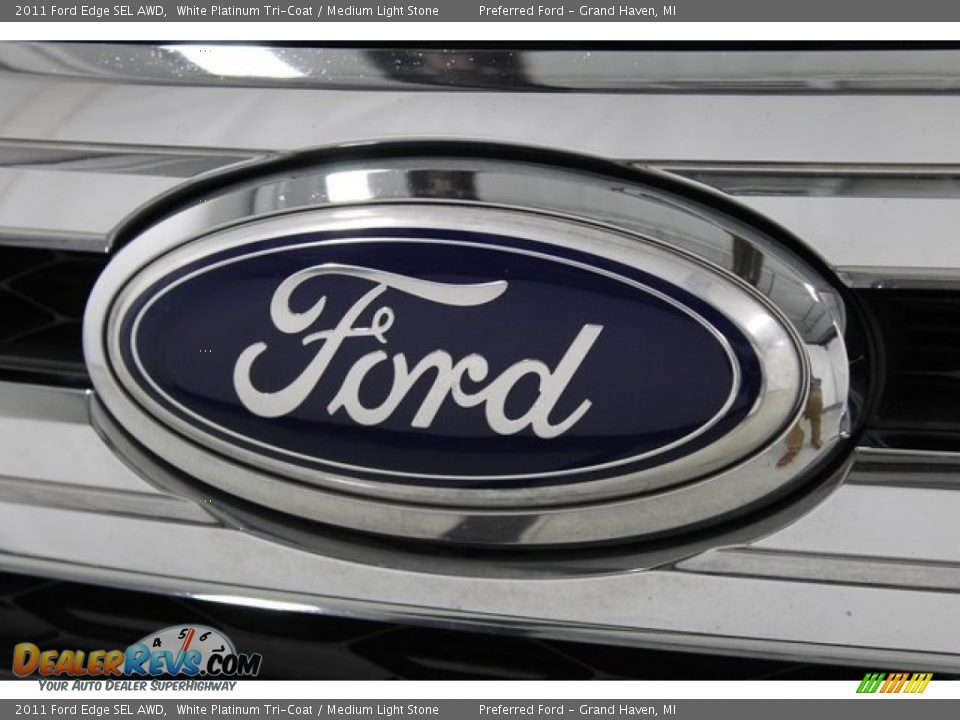 2011 Ford Edge SEL AWD White Platinum Tri-Coat / Medium Light Stone Photo #4