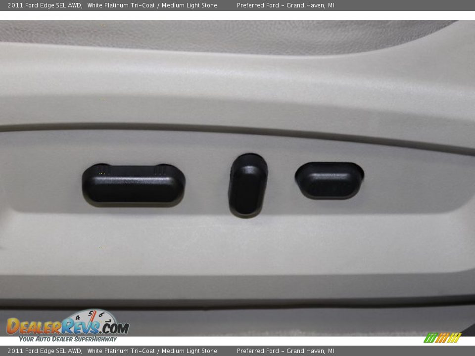 2011 Ford Edge SEL AWD White Platinum Tri-Coat / Medium Light Stone Photo #26