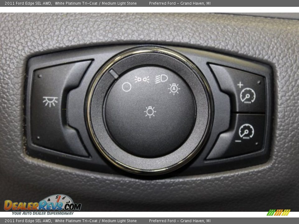 2011 Ford Edge SEL AWD White Platinum Tri-Coat / Medium Light Stone Photo #30