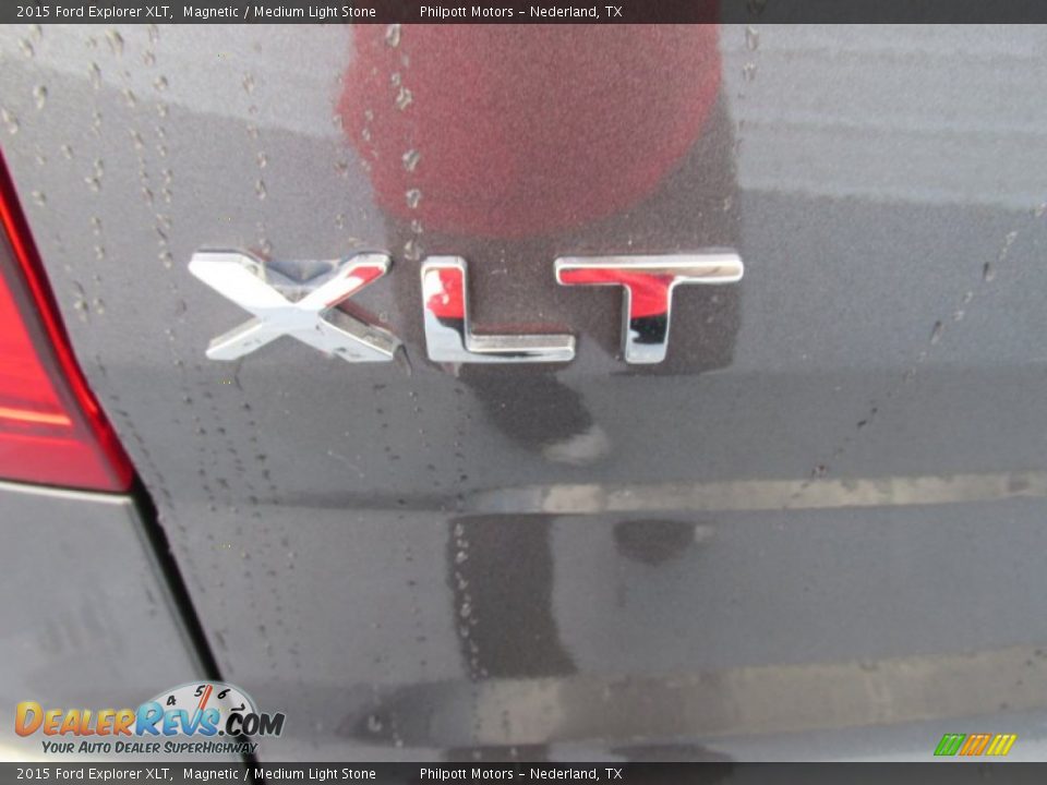 2015 Ford Explorer XLT Magnetic / Medium Light Stone Photo #13