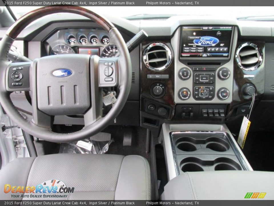 2015 Ford F250 Super Duty Lariat Crew Cab 4x4 Ingot Silver / Platinum Black Photo #30