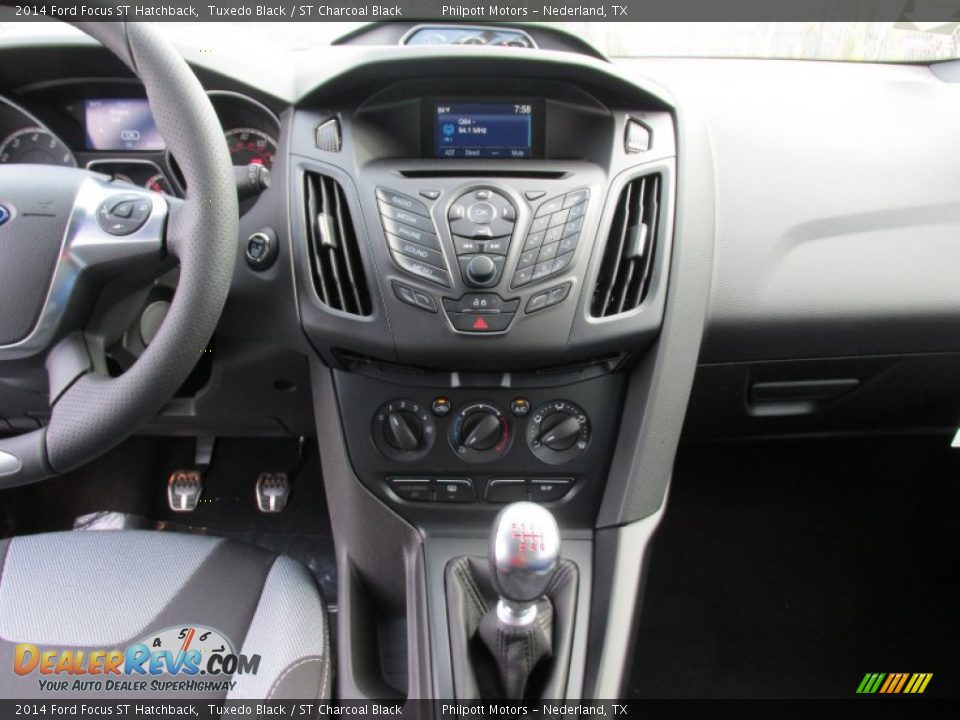2014 Ford Focus ST Hatchback Tuxedo Black / ST Charcoal Black Photo #26