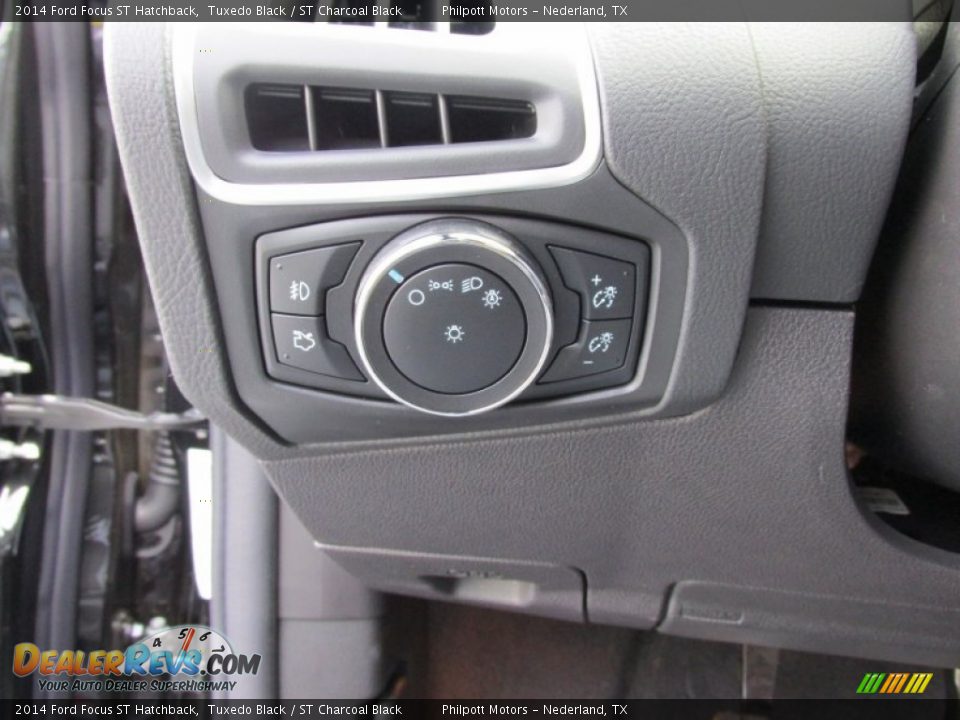 2014 Ford Focus ST Hatchback Tuxedo Black / ST Charcoal Black Photo #33