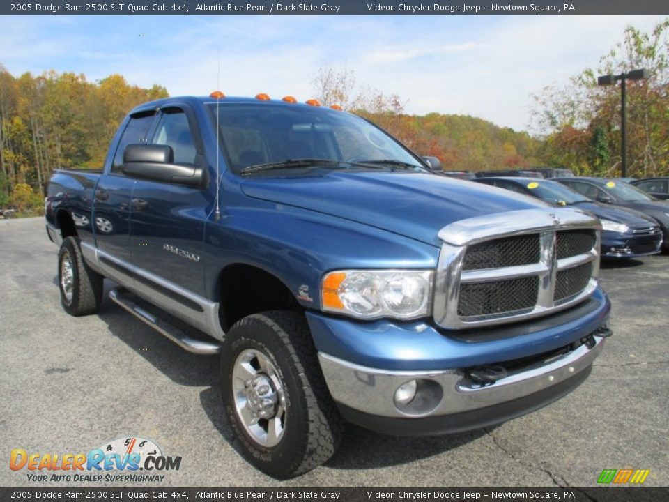 Front 3/4 View of 2005 Dodge Ram 2500 SLT Quad Cab 4x4 Photo #3