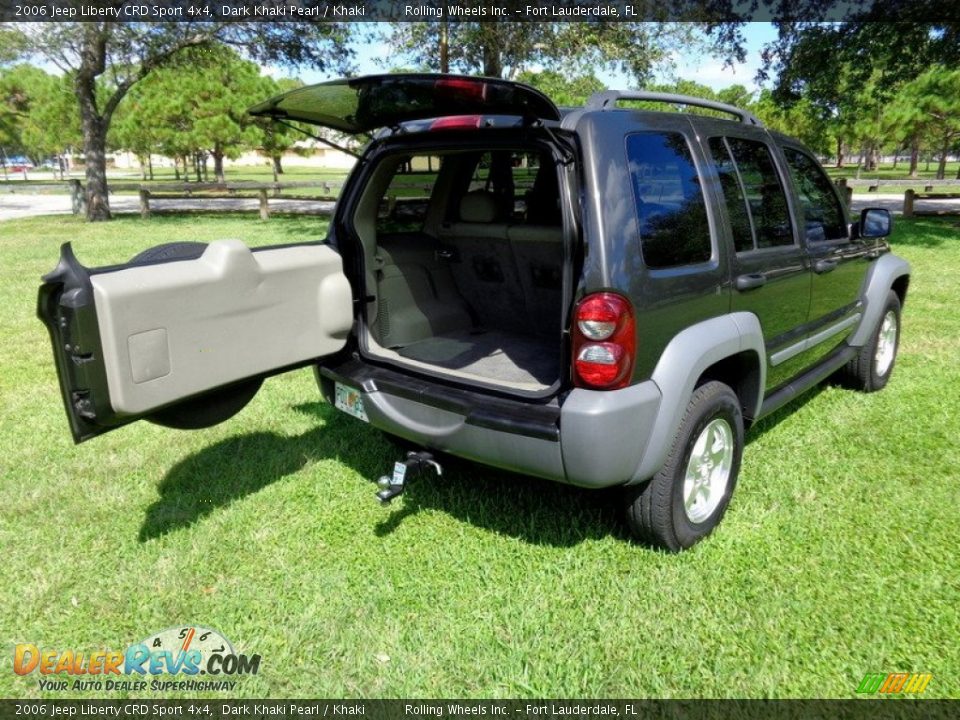 2006 Jeep Liberty CRD Sport 4x4 Dark Khaki Pearl / Khaki Photo #5