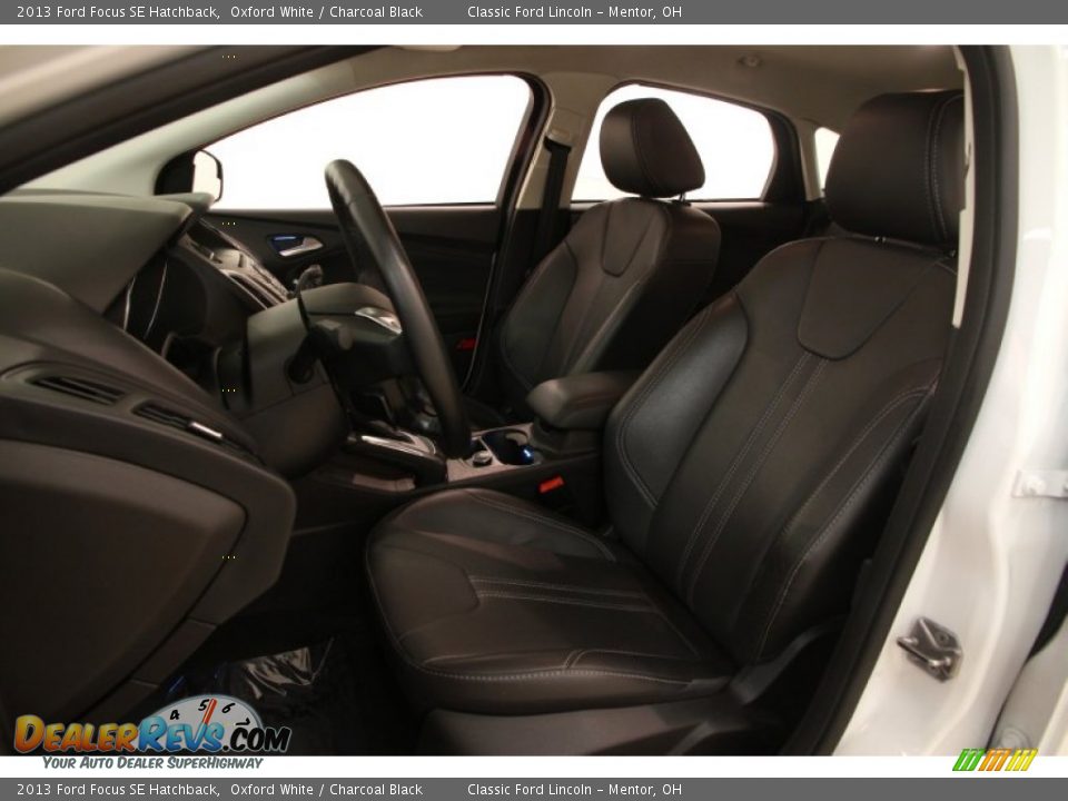 2013 Ford Focus SE Hatchback Oxford White / Charcoal Black Photo #5