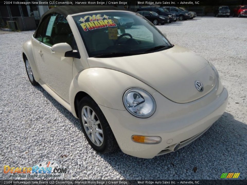 2004 Volkswagen New Beetle GLS Convertible Harvest Moon Beige / Cream Beige Photo #2