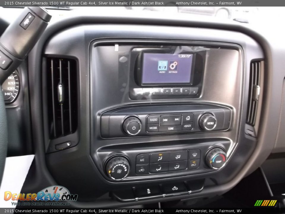 2015 Chevrolet Silverado 1500 WT Regular Cab 4x4 Silver Ice Metallic / Dark Ash/Jet Black Photo #18