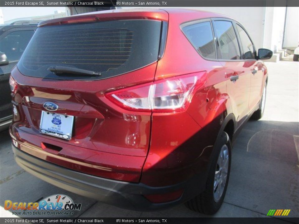 2015 Ford Escape SE Sunset Metallic / Charcoal Black Photo #2