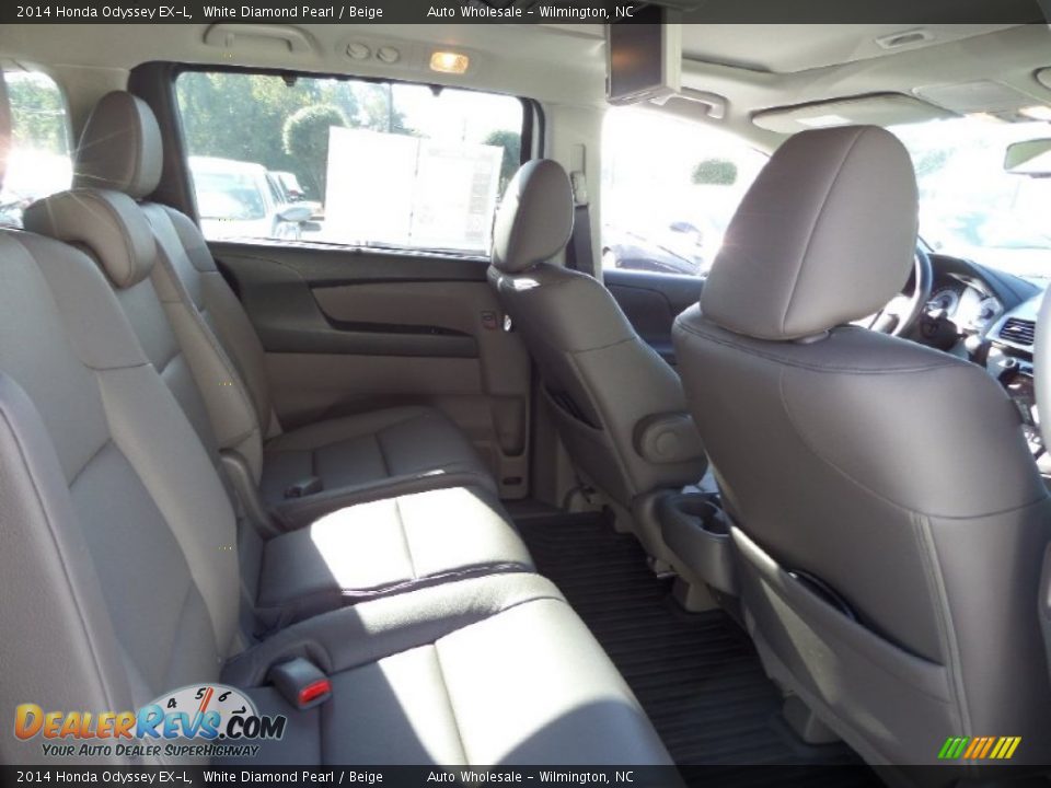 2014 Honda Odyssey EX-L White Diamond Pearl / Beige Photo #14