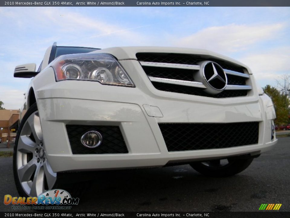 2010 Mercedes-Benz GLK 350 4Matic Arctic White / Almond/Black Photo #1