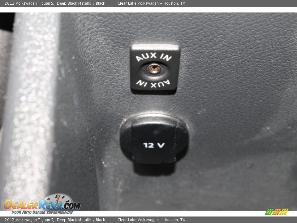 2012 Volkswagen Tiguan S Deep Black Metallic / Black Photo #19