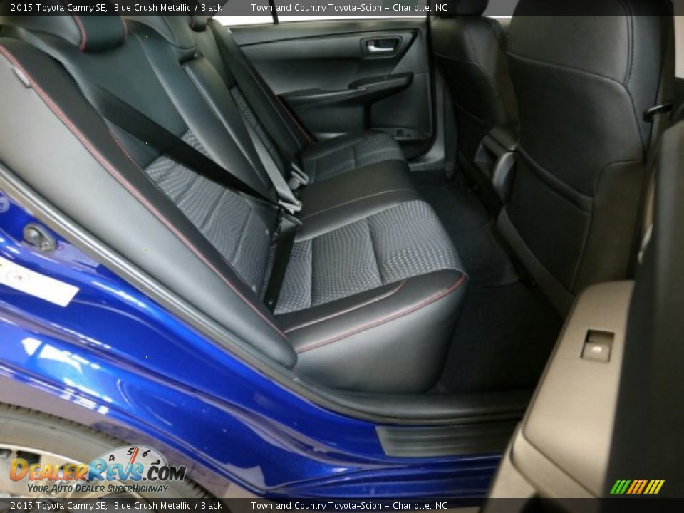 2015 Toyota Camry SE Blue Crush Metallic / Black Photo #8