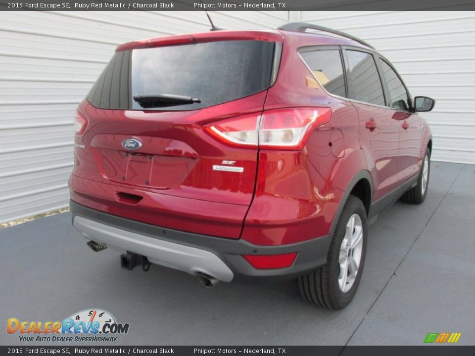 2015 Ford Escape SE Ruby Red Metallic / Charcoal Black Photo #4