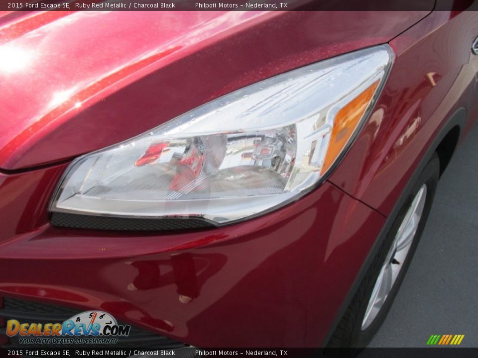 2015 Ford Escape SE Ruby Red Metallic / Charcoal Black Photo #9